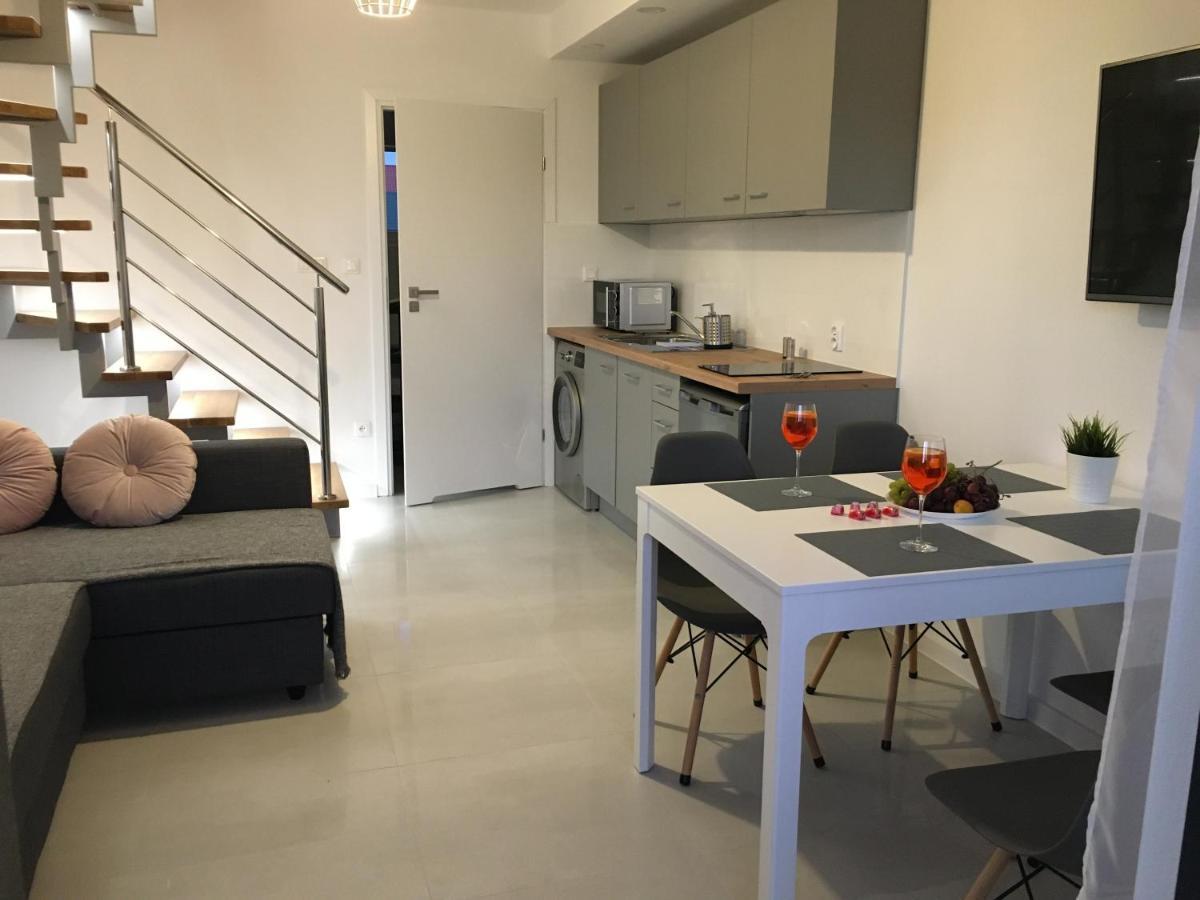 Domki Apartamentowe Italia Karwia Exteriér fotografie