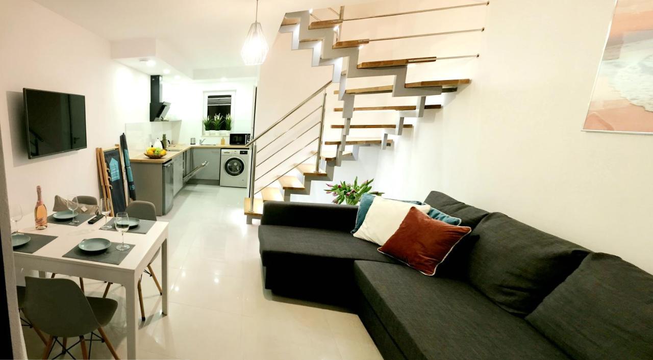 Domki Apartamentowe Italia Karwia Exteriér fotografie