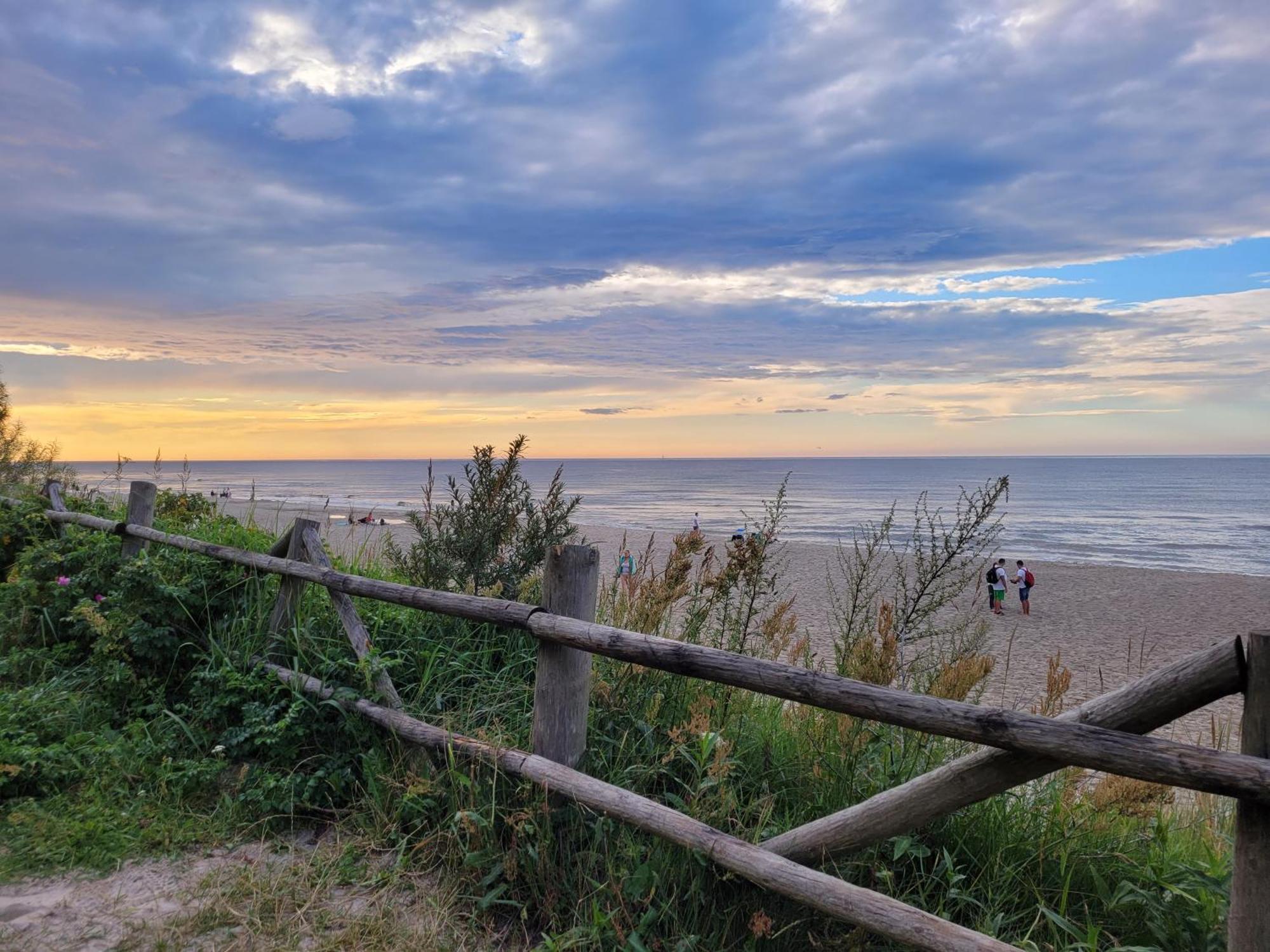 Domki Apartamentowe Italia Karwia Exteriér fotografie